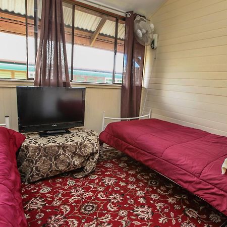 Ryan'S Rest Boutique Accommodation 케언스 객실 사진