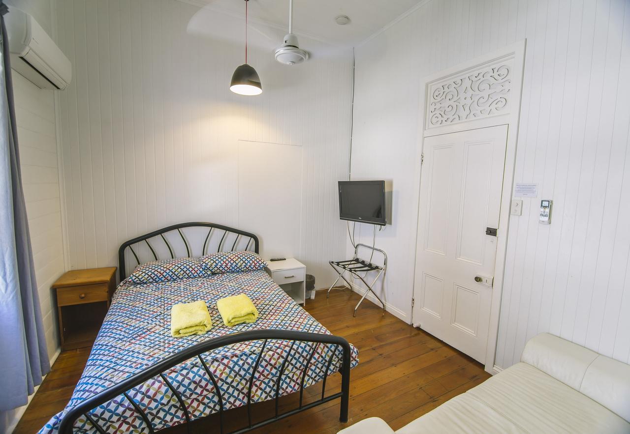 Ryan'S Rest Boutique Accommodation 케언스 외부 사진